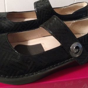 Hardly Worn Alegria Mary Jane Shoes Paloma Style
